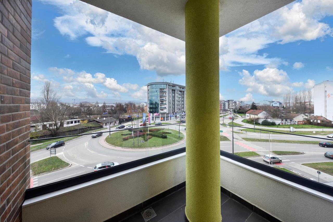 Divine & Delight Apartments Novi Sad Buitenkant foto