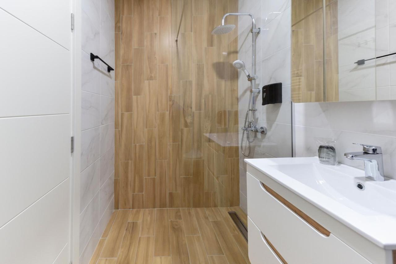 Divine & Delight Apartments Novi Sad Buitenkant foto