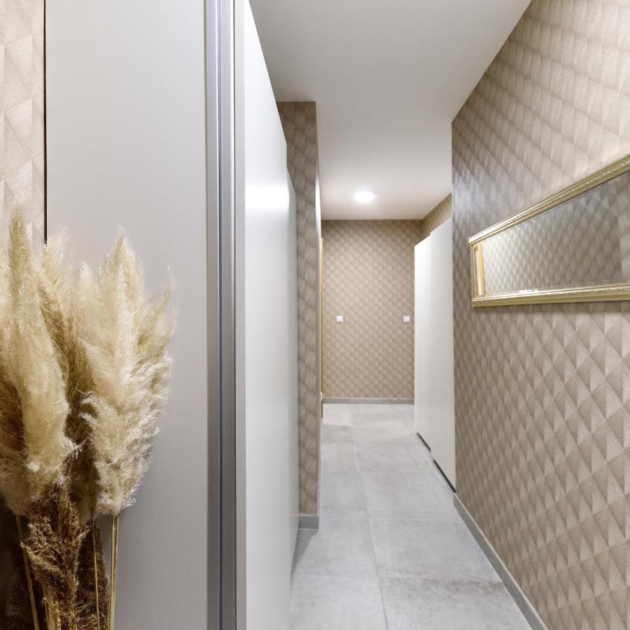 Divine & Delight Apartments Novi Sad Buitenkant foto